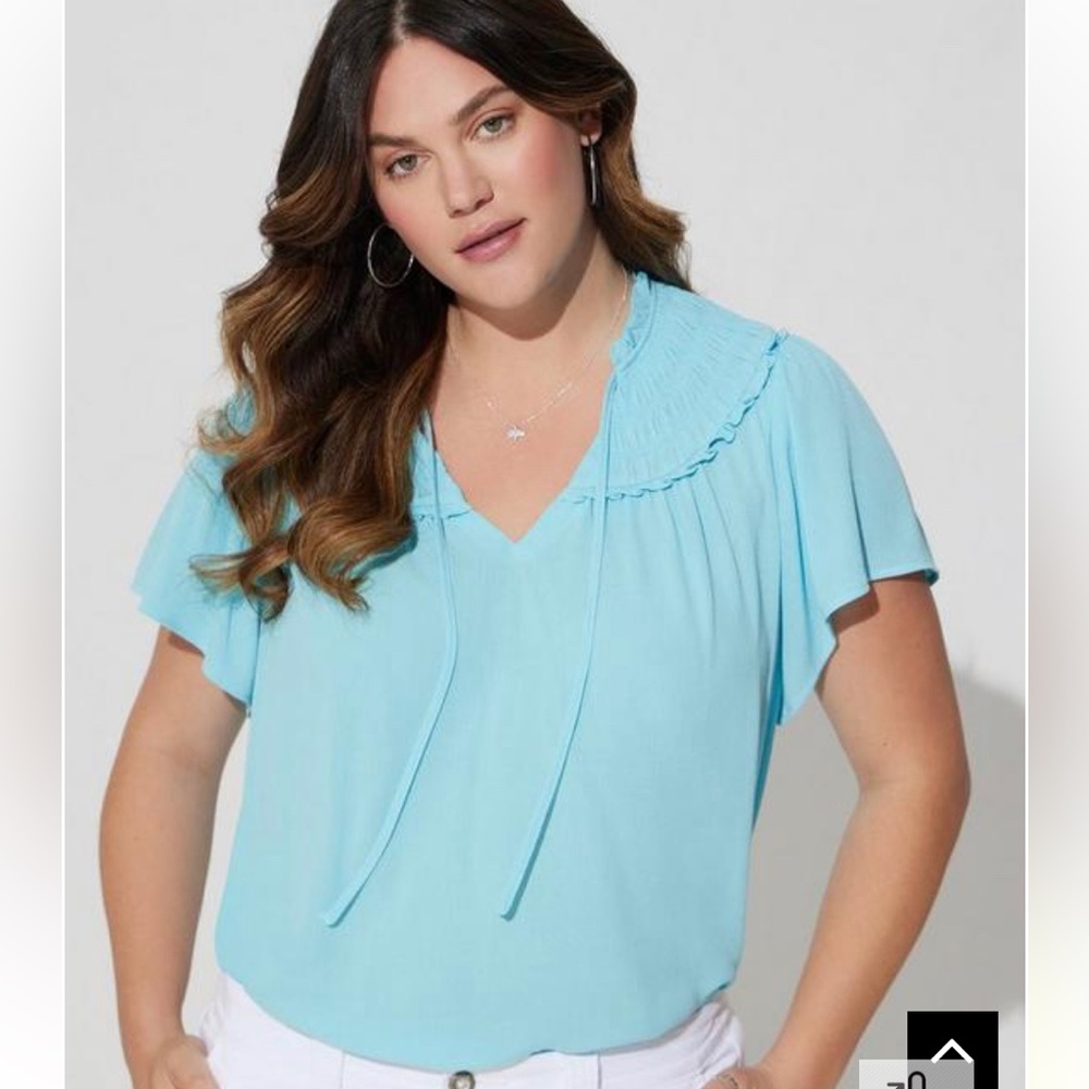 TORRID - size 0 Large - Washable Gauze Smocked Yoke Ruffle Top
